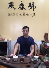 醉心坚守，做自己也爱喝的茶——访我校经济贸易学院2001级校友庄进江